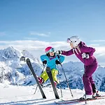 Arriach Apartments דירה *