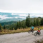 Arriach Apartments דירה