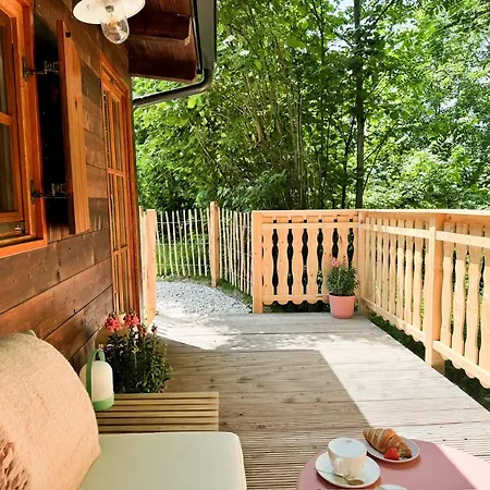Apartamento Gasthof Arriach Früstuck Pension