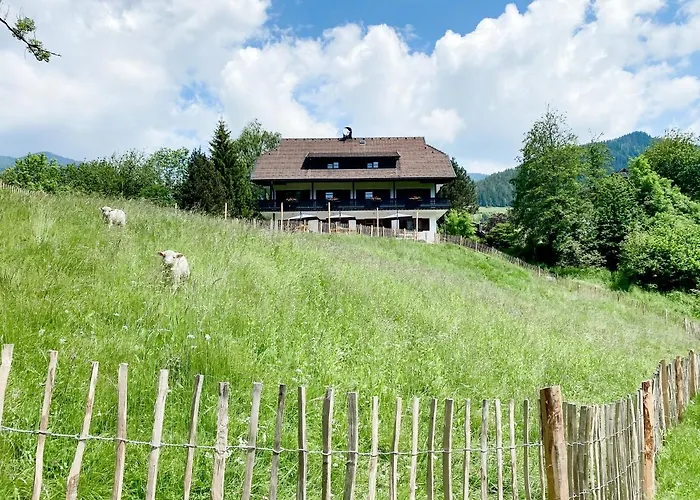 Gasthof Arriach Früstuck Pension *