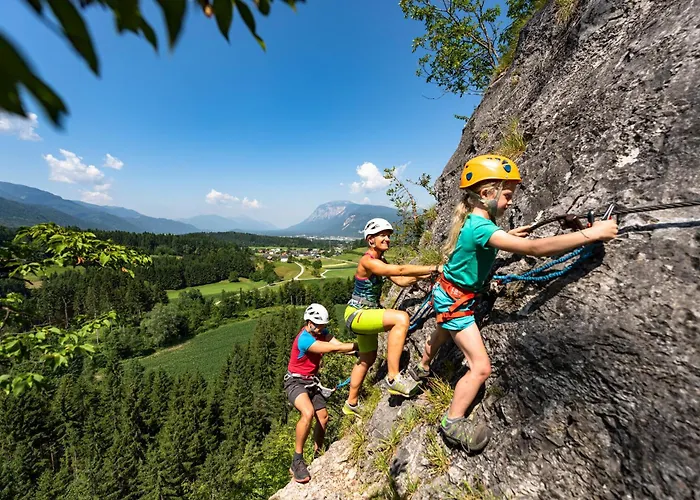 アパート Arriach Apartments